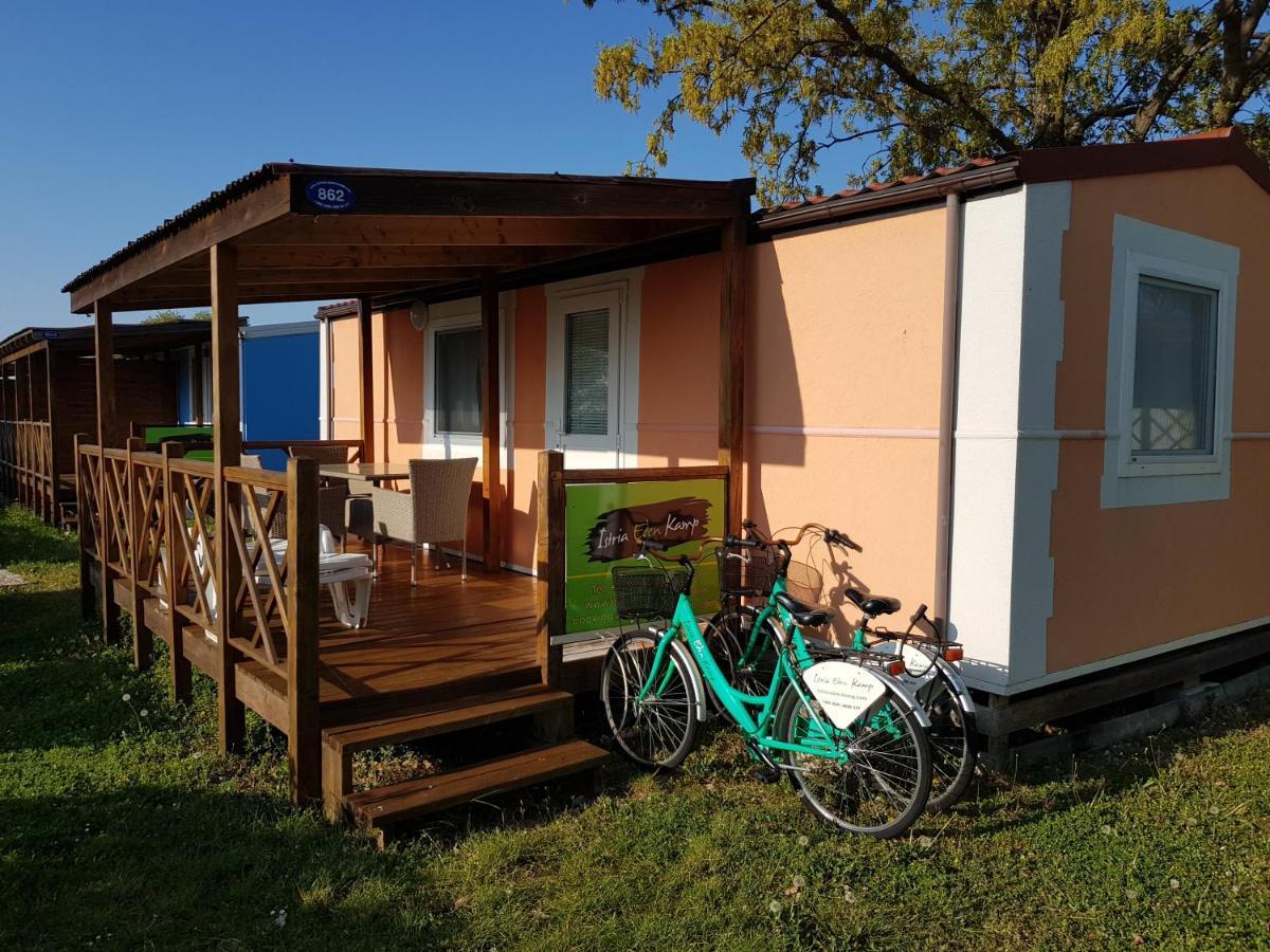 Naturist Mobile Homes Eden In Fkk Ulika Poreč Zewnętrze zdjęcie