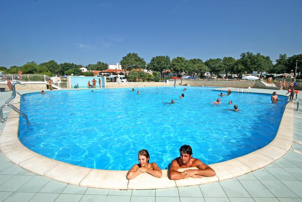 Naturist Mobile Homes Eden In Fkk Ulika Poreč Zewnętrze zdjęcie